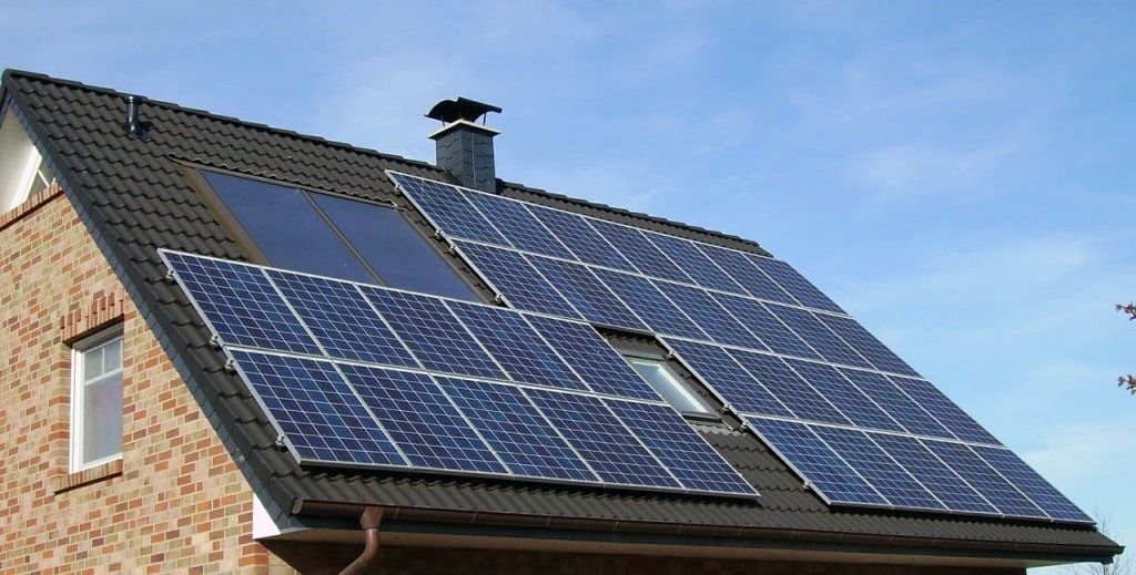 Panneaux solaires maison